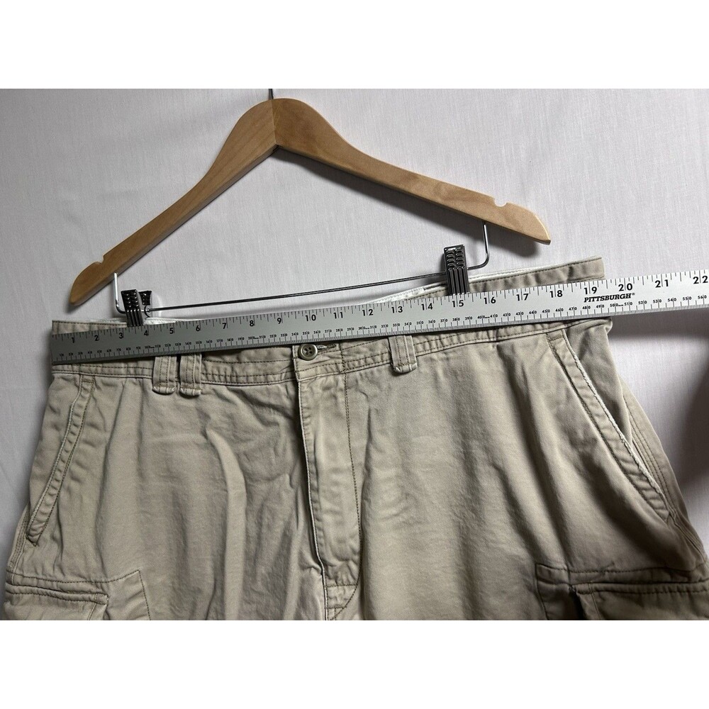 Ralph Lauren Polo Cargo Shorts Men’s 40 Khaki Classic Fit Pockets Chino Casual - Picture 3 of 11
